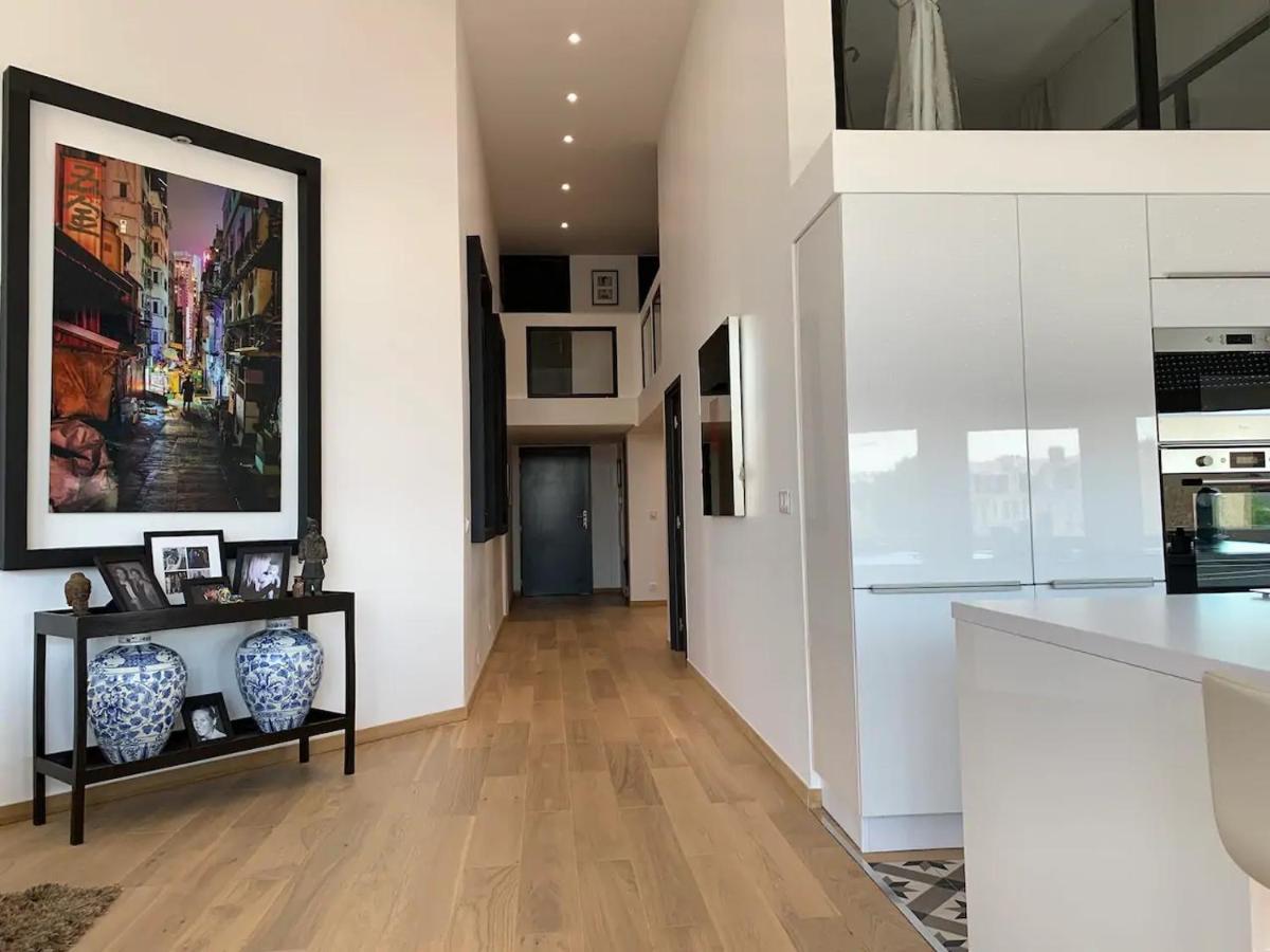 Appartement Loft des Sacres - Vue unique sur la Cathédrale à Reims Extérieur photo