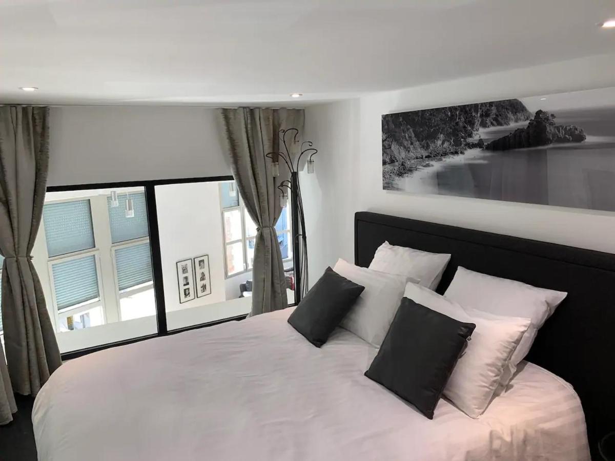 Appartement Loft des Sacres - Vue unique sur la Cathédrale à Reims Extérieur photo